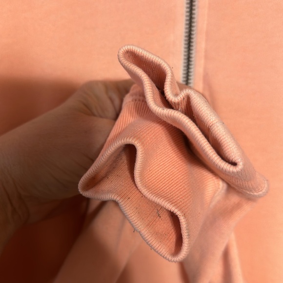 PINK Victoria’s Secret Size XS like New Peach Colored Zip Pull Over - Picture 5 of 10